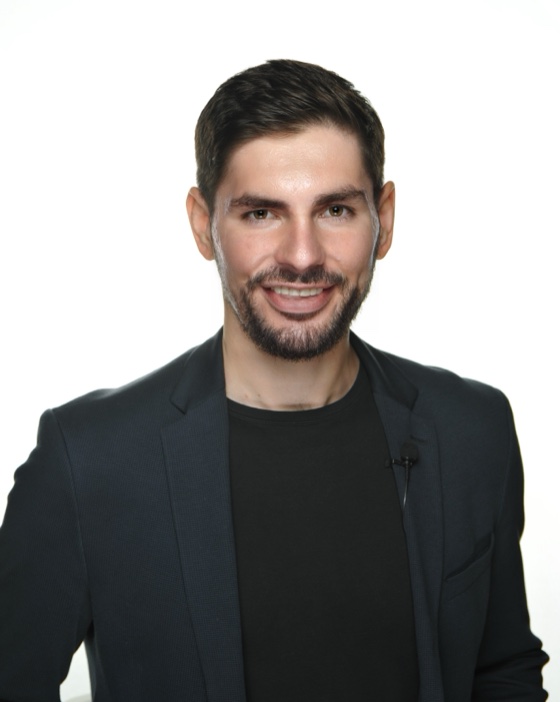 Pavlo Tantsiura, Founder of BookedBack